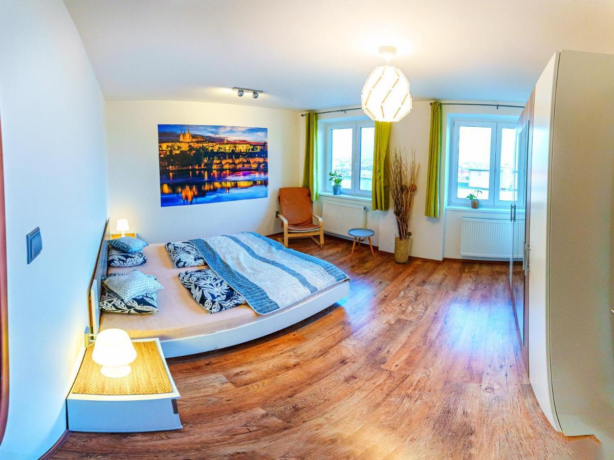 Apartment Pod Sychrovem Praga Exterior foto